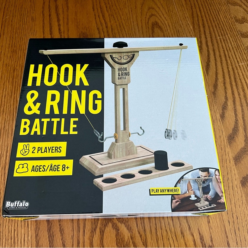 Buffalo David Bitton Hook & Ring Battle Game